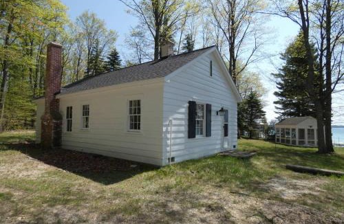 Alden House | South Cottage on Torch Lake