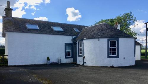 Airth House | South Doll Farm Cottage