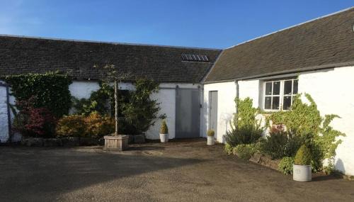 Airth House | South Doll Farm Cottage