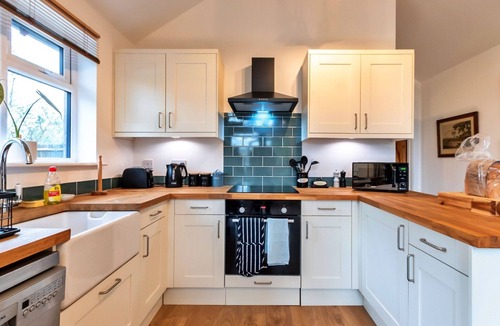 West Meon House | South Downs Lodge by Interhome