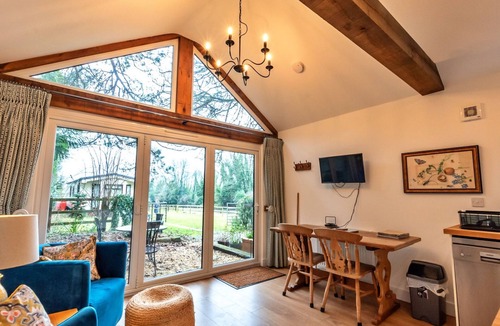 West Meon House | South Downs Lodge by Interhome