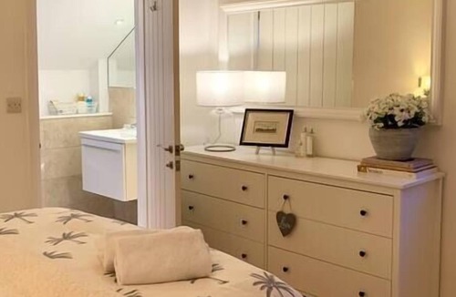 West Meon House | South Downs View Country House