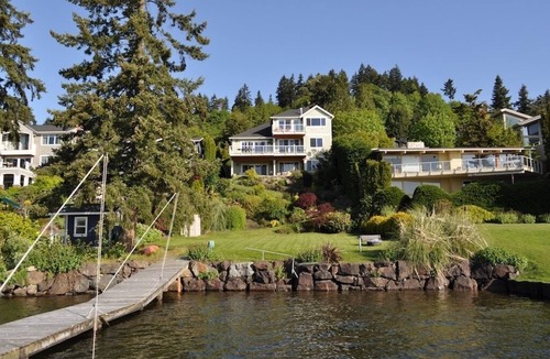 Mercer Island House | South End Mercer Island Waterfront Villa
