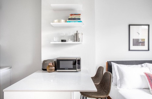 Columbus Apartment | South End Studio, steps from Northeastern, Restaurants by Blueground
