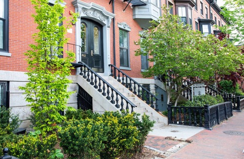 Columbus Apartment | South End Studio, steps from Northeastern, Restaurants by Blueground