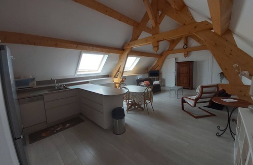 Villefranche-de-Panat Apartment | South facing new apartment with panoramic views for nature lovers