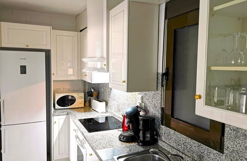 Orihuela Costa Apartment | South Facing Apartment renovated in 2024, Wifi, TV, close to everything.