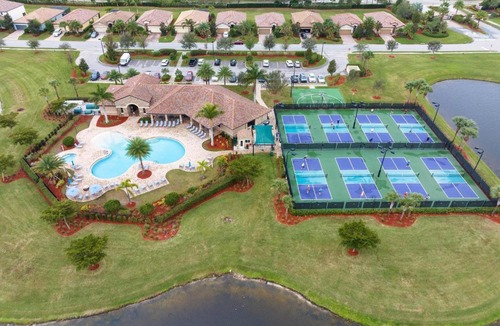 Bradenton House | South Facing Gated Community Long Term Rentals Available home