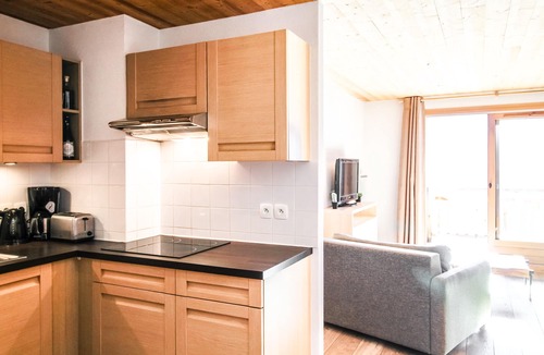 Flaine Apartment | South-facing panoramic mountain view - T2 ski in, Pool & Spa