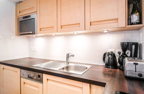 Flaine Apartment | South-facing panoramic mountain view - T2 ski in, Pool & Spa