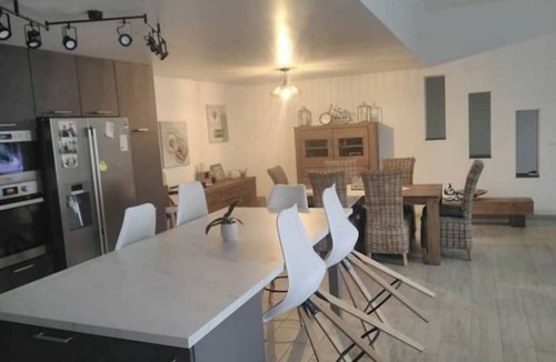 Saint-Helen Villa | South-facing villa