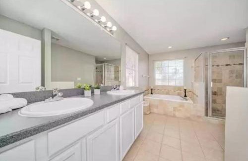 Lake Wilson Preserve Villa | South Facing Villa With Water View Near Disney