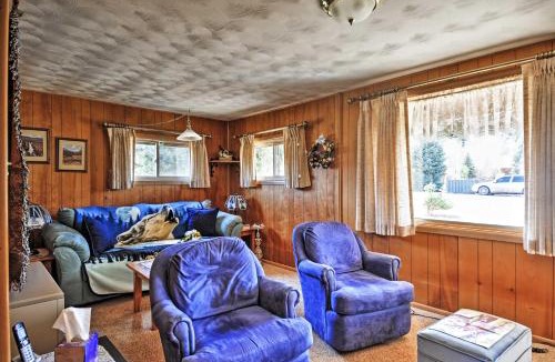 Ponderosa Pines House | South Fork Log Cabin with Beautiful Mountain Views!