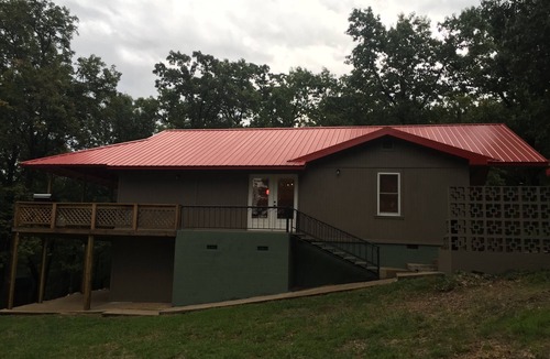 Eucha Cabin | South Grand Lake Front with Hot Tub near Disney & New Circle Drive