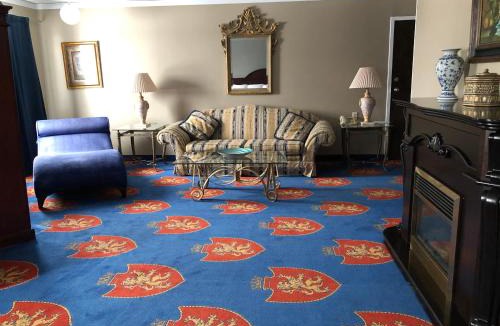Prince Albert Hotel | South Hill Lodge