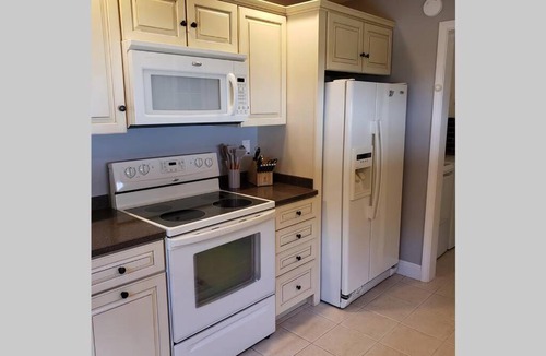 Charleston House | South Hills Charmer