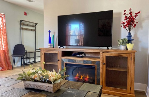 Marlton Apartment | South Jersey Suburban Hideaway