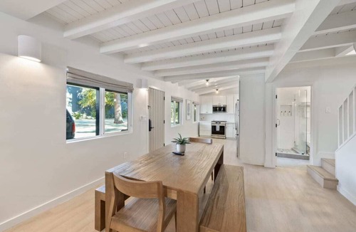 Lakeside Park Apartment | South Lake Chalet #1