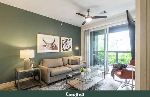 South Lamar Apartment | South Lamar Luxury Apartment