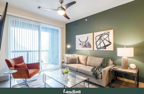 South Lamar Apartment | South Lamar Luxury Apartment with Amazing Location