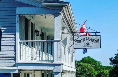 Queenston Hotel | South Landing Inn