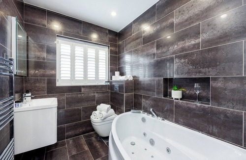 Blendon and Penhill House | South London Luxury Home