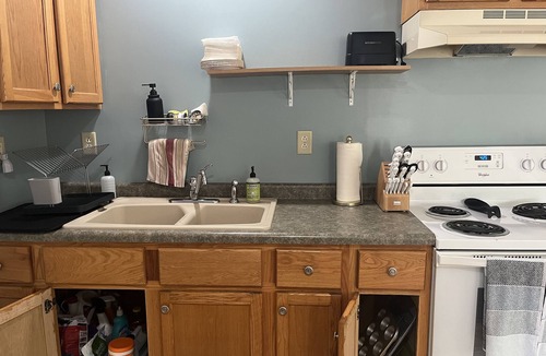 Upper Peninsula Michigan Cottage | South Marquette Cottage - Walk to everything!