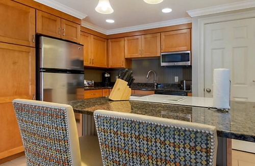 Lincoln Resort | South Mountain, 2br Condo