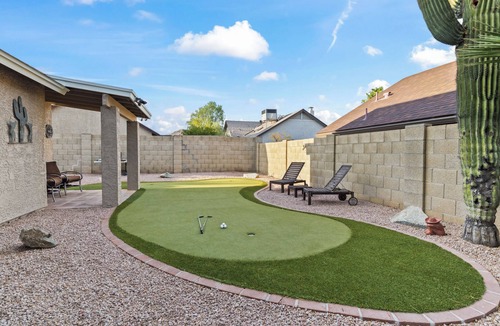 Desert Foothills Estates House | South Mountain Home in a Quiet Area - Trail Access Close By🏜🏌️‍♀️-⛳️