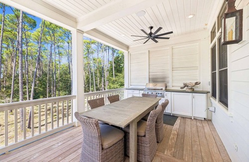Gulf District House | South of 30A | Close to the Beach + WaterColor Beach Club | Evergreen Dream