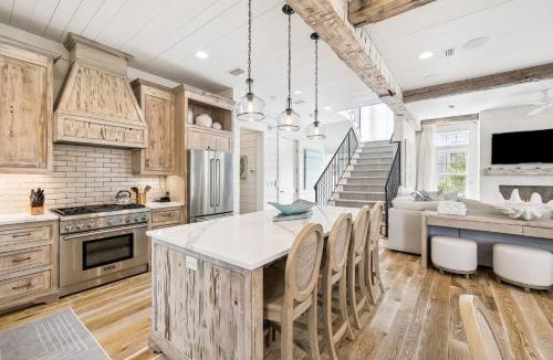 Gulf District House | South of 30A - Close to the Beach & WaterColor Beach Club - Evergreen Dream home