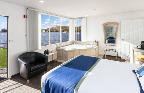 Park Point Hotel | South Pier Inn