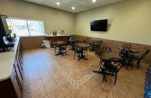 North Ridgeville Hotel | South Ridge Inn