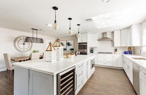 Cavalier Vista House | South Scott-Private Pool-Next to Old Town