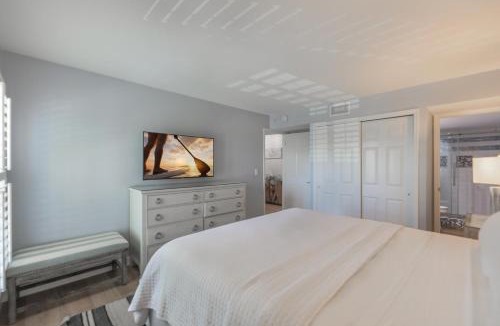 Captiva Apartment | South Seas Beach Villa 2428