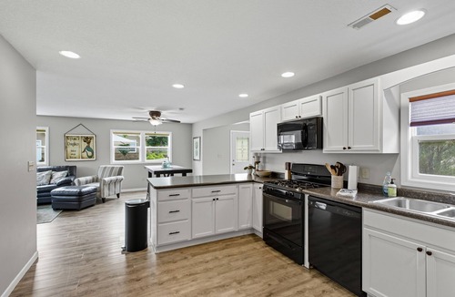 Clear Lake House | South Shore Cottage