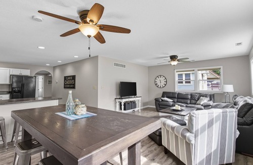 Clear Lake House | South Shore Cottage