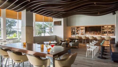 League City Resort | South Shore Harbour Resort and Conference Center