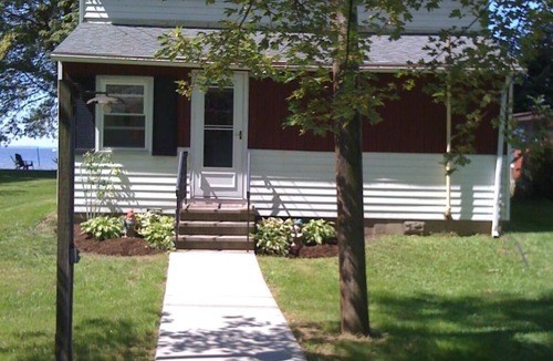Canastota House | South Shore Sandy Beach & Spectacular Sunsets