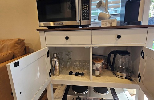 Mastic Apartment | South Shore Studio in Mastic