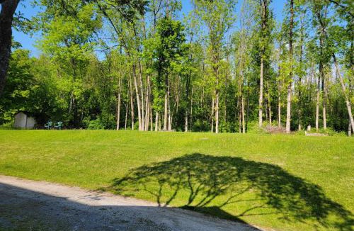 South Burlington Hotel | South Side Inn - Burlington