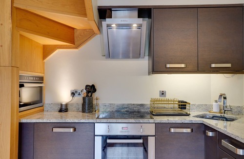 Alnmouth Cottage | South Stable: Cosy Stone Retreat with Parking