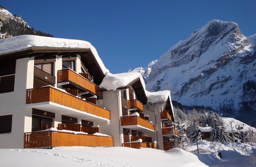 Pralognan-la-Vanoise Apartment | South studio 4 pers, pets allowed, sunny terrace