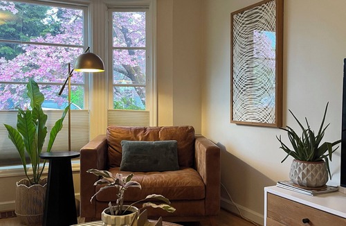 South Tabor House | South Taber Charmer