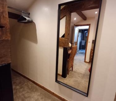 Thornton House | South view farm cottage 2 Bed