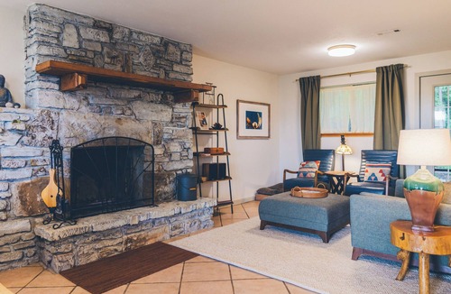 Fayetteville House | South Woods - Bespoke Sauna Retreat - Sleeps 8