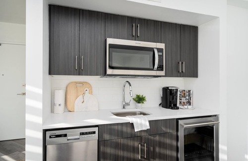 Fort Gary Apartment | South Wpg+Close to UM+30 UC Cozy & Compact Studio+Parking(500-30)