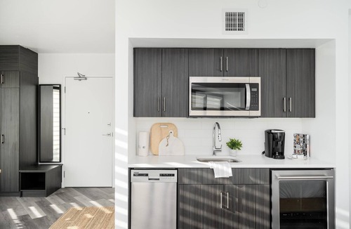 Fort Gary Apartment | South Wpg+Close to UM+Cozy Minimalist Studio+30UC+Parking(400-30)