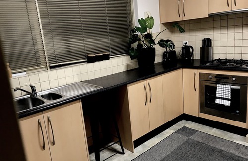 South Yarra Apartment | SOUTH YARRA - Classic Domain Precinct Apartment