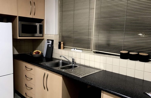 South Yarra Apartment | SOUTH YARRA - Classic Domain Precinct Apartment